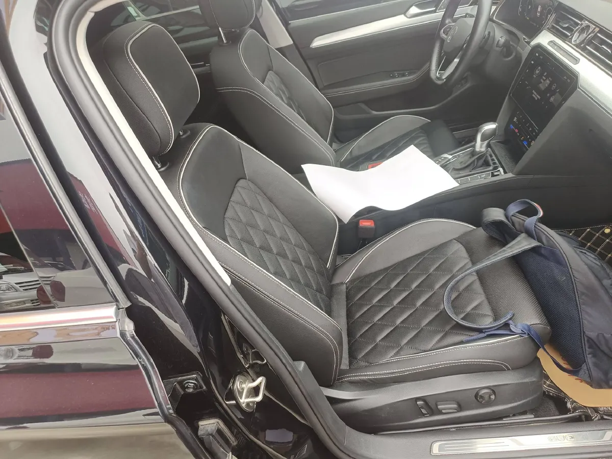 2022 Volkswagen Magotan GTE 1.4T 150HP L4 6DCT PHEV 13KWH,autocango,china used car exporter,china ev exporter,chinese used car exporter,chinese used ev exporter