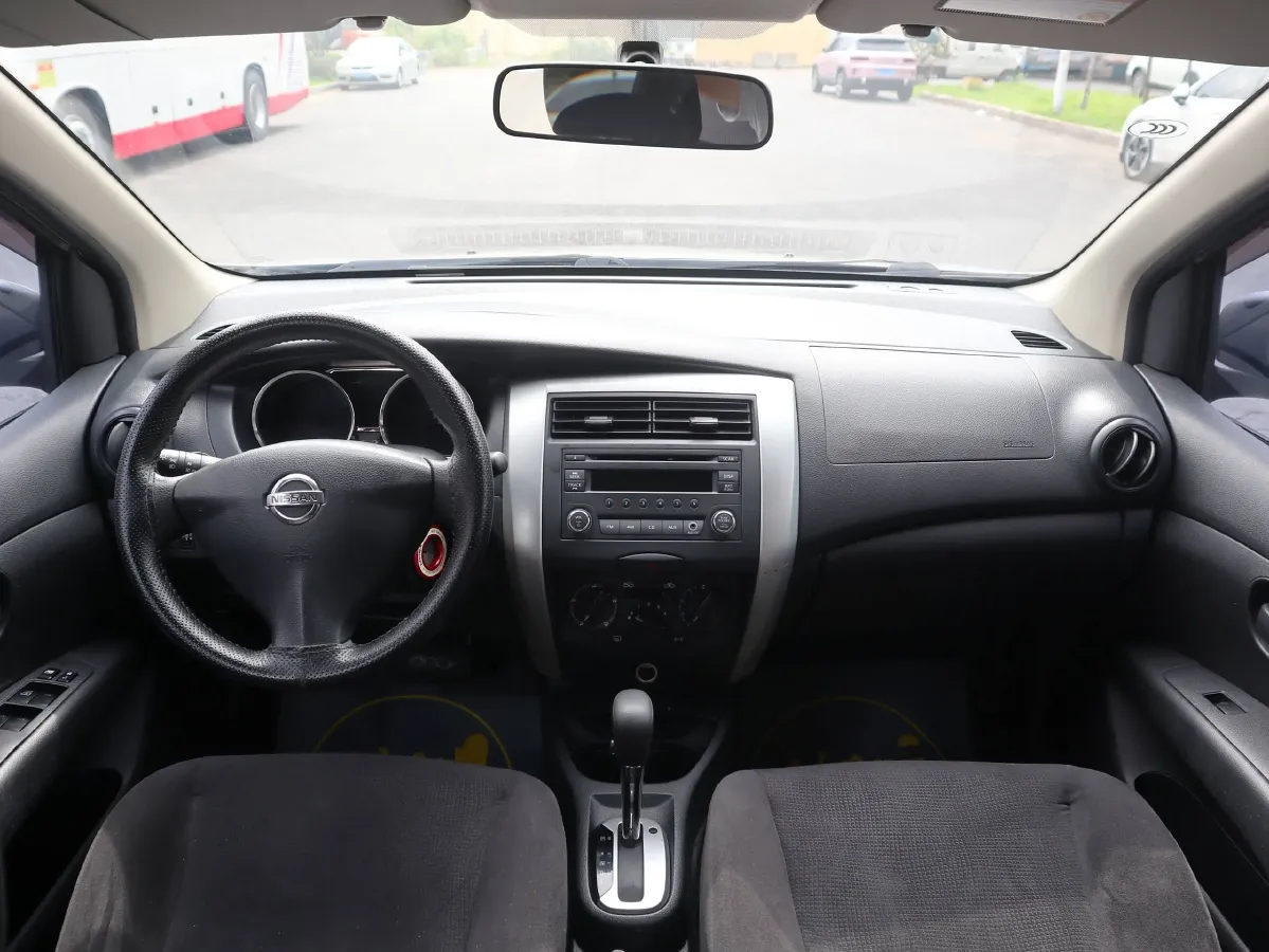 2013 Nissan Livina 1.6L 124HP L4 CVT,autocango,china used car exporter,china ev exporter,chinese used car exporter,chinese used ev exporter