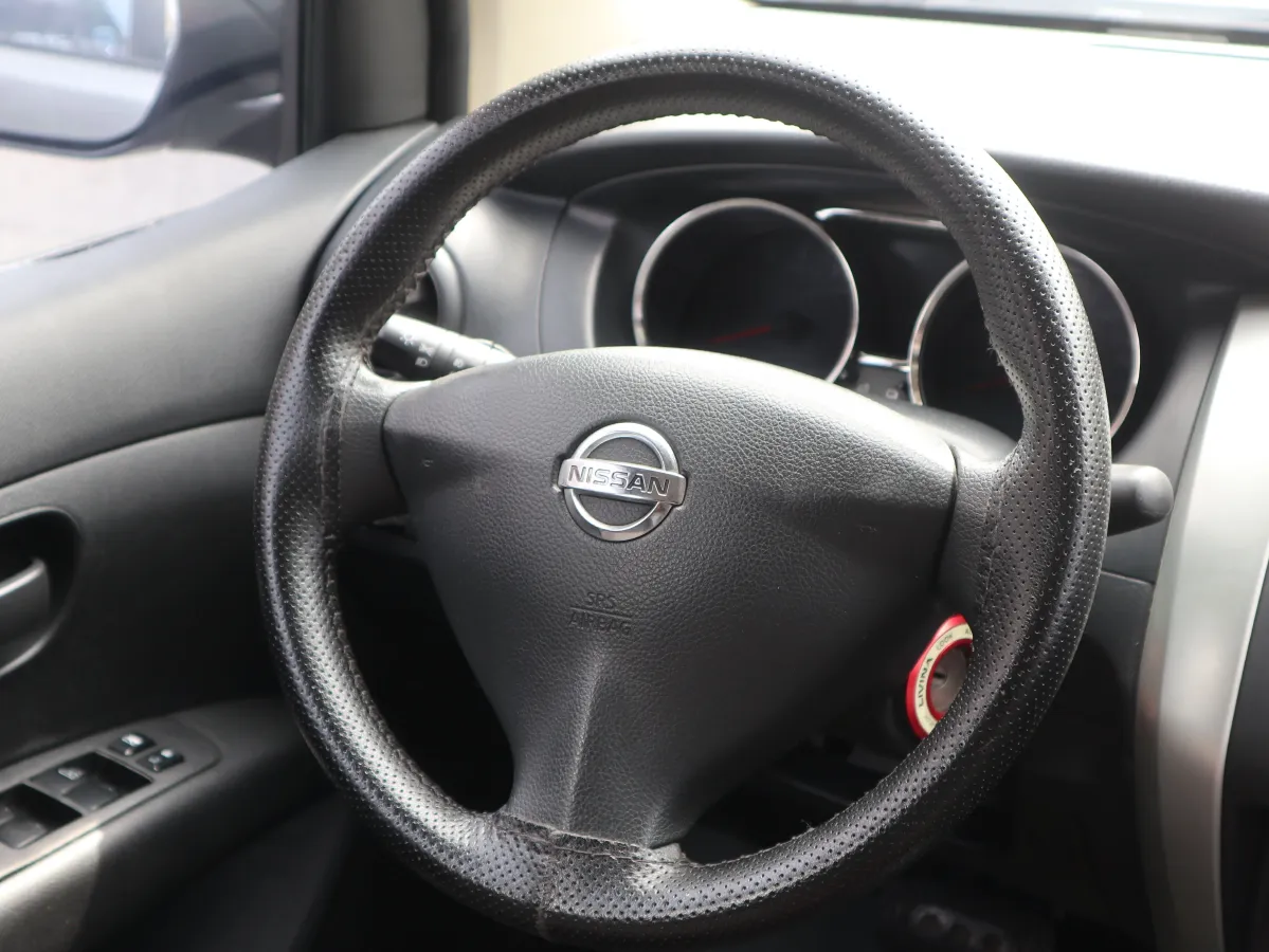 2013 Nissan Livina 1.6L 124HP L4 CVT,autocango,china used car exporter,china ev exporter,chinese used car exporter,chinese used ev exporter