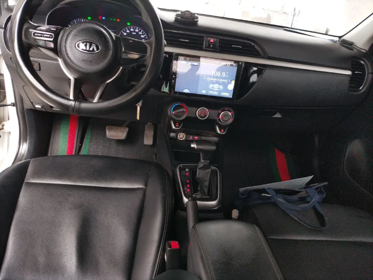 2017 Kia K2 1.4L 100HP L4 6AT,autocango,china used car exporter,china ev exporter,chinese used car exporter,chinese used ev exporter