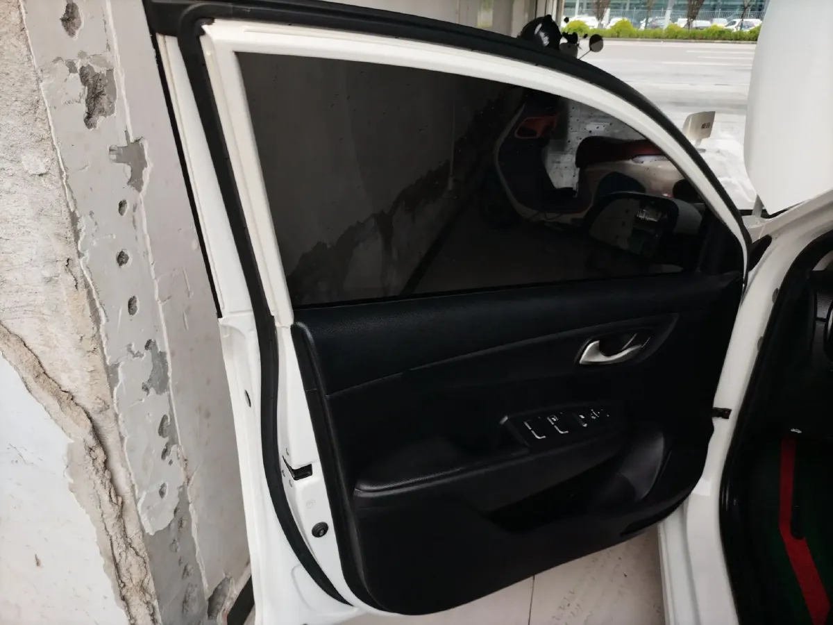 2017 Kia K2 1.4L 100HP L4 6AT,autocango,china used car exporter,china ev exporter,chinese used car exporter,chinese used ev exporter