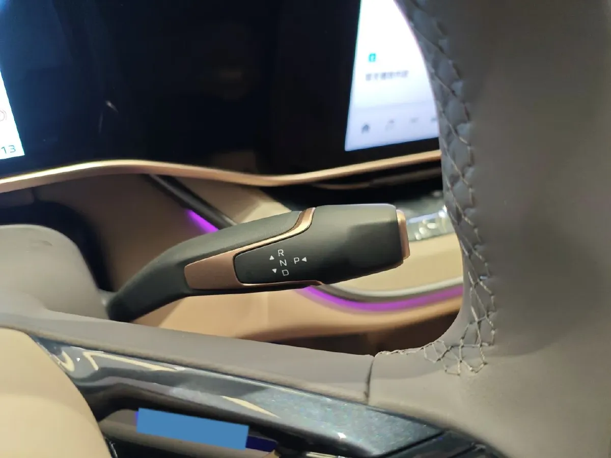 2025 HongQi TianGong 08 BEV 85KWH,autocango,china used car exporter,china ev exporter,chinese used car exporter,chinese used ev exporter