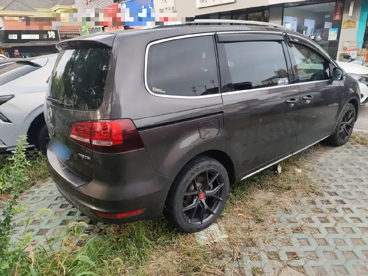 2018 Volkswagen Sharan 2.0T 220HP L4 6DCT,autocango,china used car exporter,china ev exporter,chinese used car exporter,chinese used ev exporter