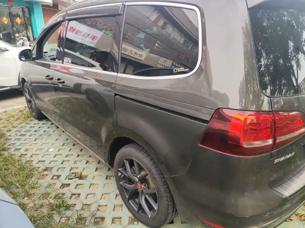 2018 Volkswagen Sharan 2.0T 220HP L4 6DCT,autocango,china used car exporter,china ev exporter,chinese used car exporter,chinese used ev exporter