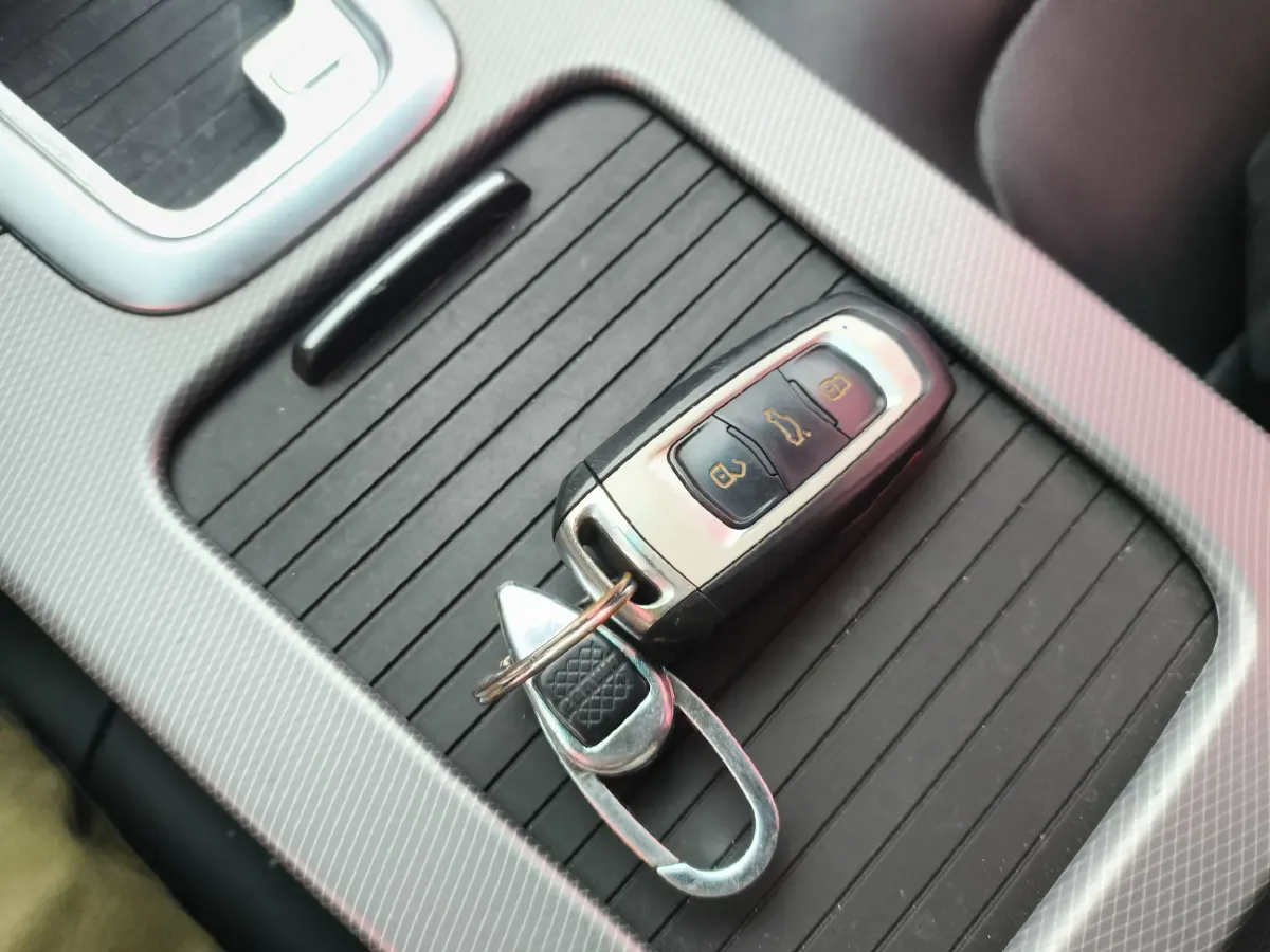 2018 Geely Emgrand GL 1.4T 133HP L4 6DCT,autocango,china used car exporter,china ev exporter,chinese used car exporter,chinese used ev exporter