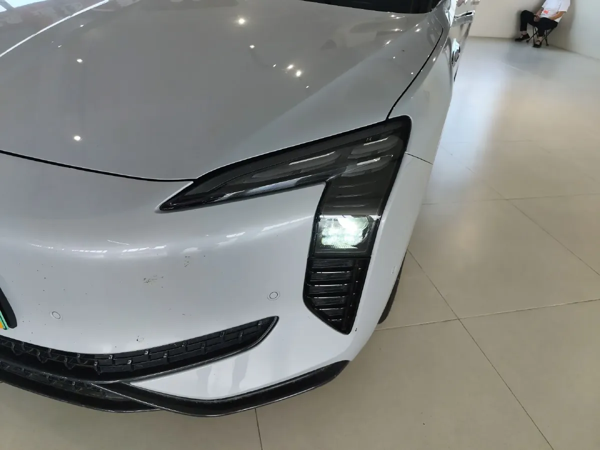 2024 HongQi EH7 BEV 85KWH,autocango,china used car exporter,china ev exporter,chinese used car exporter,chinese used ev exporter