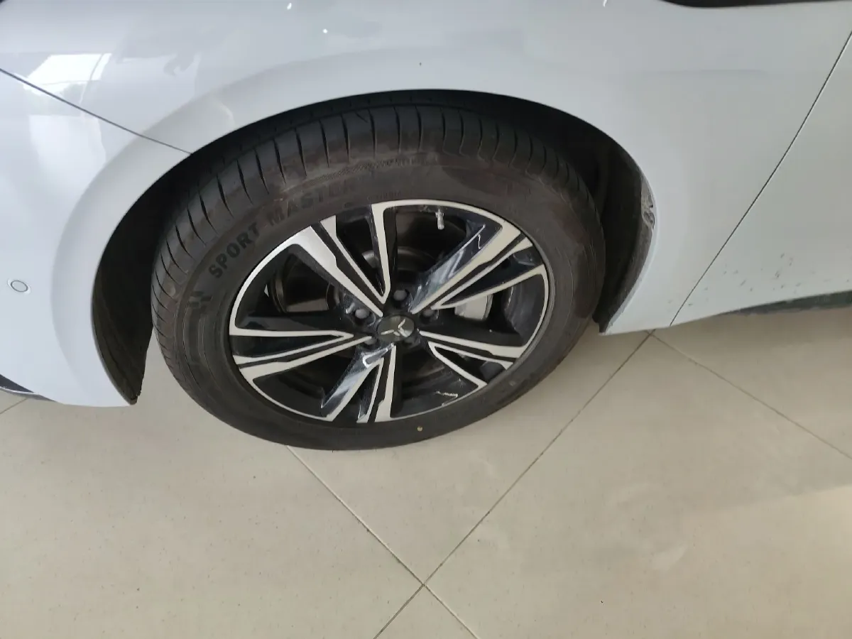 2024 HongQi EH7 BEV 85KWH,autocango,china used car exporter,china ev exporter,chinese used car exporter,chinese used ev exporter