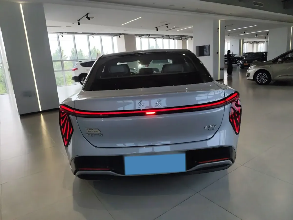 2024 HongQi EH7 BEV 85KWH,autocango,china used car exporter,china ev exporter,chinese used car exporter,chinese used ev exporter