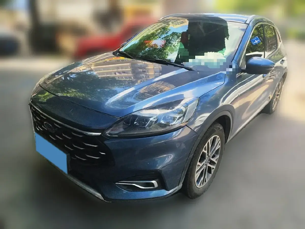 2020 Ford Escape 2.0T 248HP L4 8AT