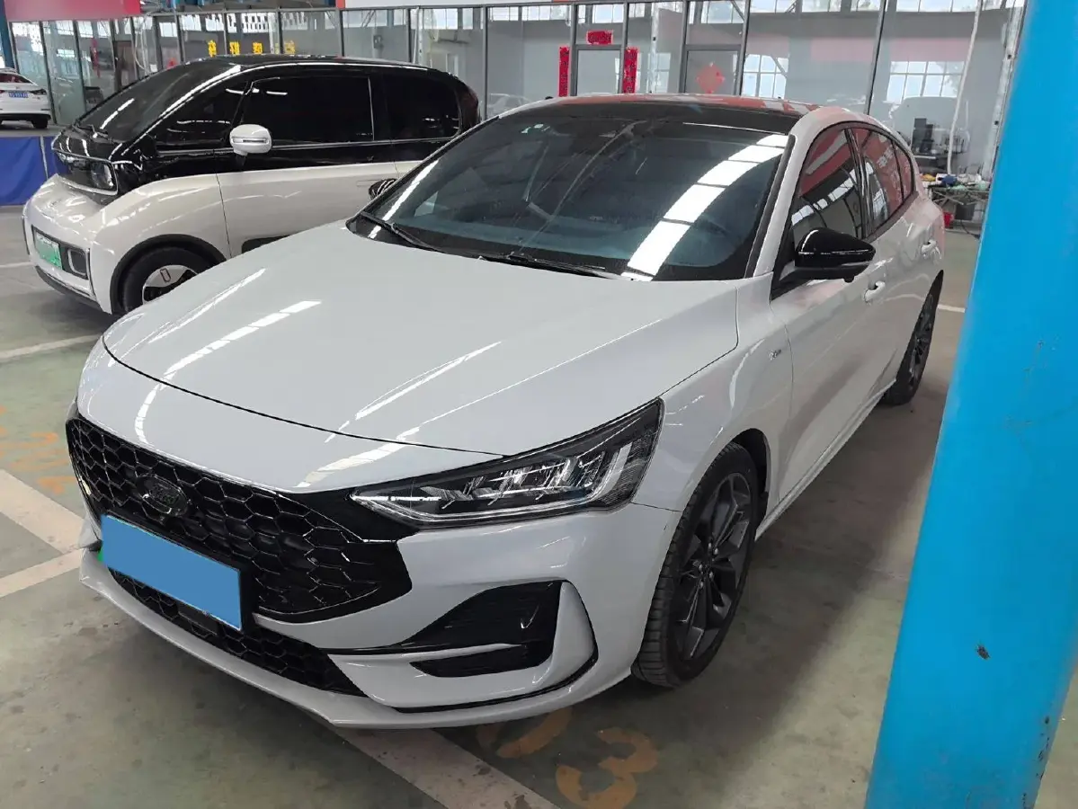 2022 Ford Focus 1.5T 177HP L4 6AT