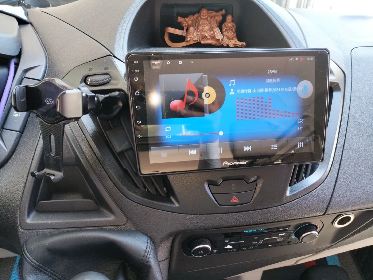 2016 Ford Tourneo 2.0T 203HP L4 5MT,autocango,china used car exporter,china ev exporter,chinese used car exporter,chinese used ev exporter