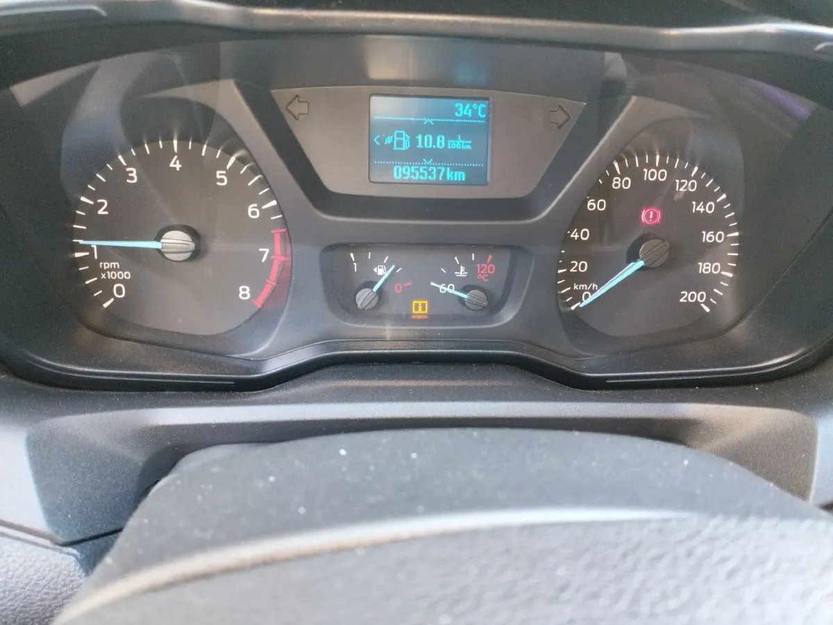 2016 Ford Tourneo 2.0T 203HP L4 5MT,autocango,china used car exporter,china ev exporter,chinese used car exporter,chinese used ev exporter