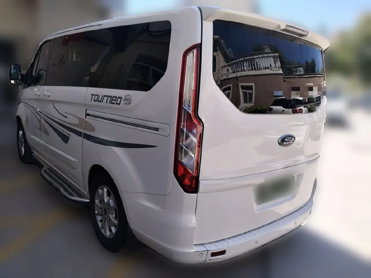 2016 Ford Tourneo 2.0T 203HP L4 5MT,autocango,china used car exporter,china ev exporter,chinese used car exporter,chinese used ev exporter