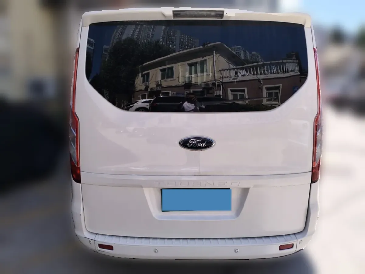 2016 Ford Tourneo 2.0T 203HP L4 5MT,autocango,china used car exporter,china ev exporter,chinese used car exporter,chinese used ev exporter