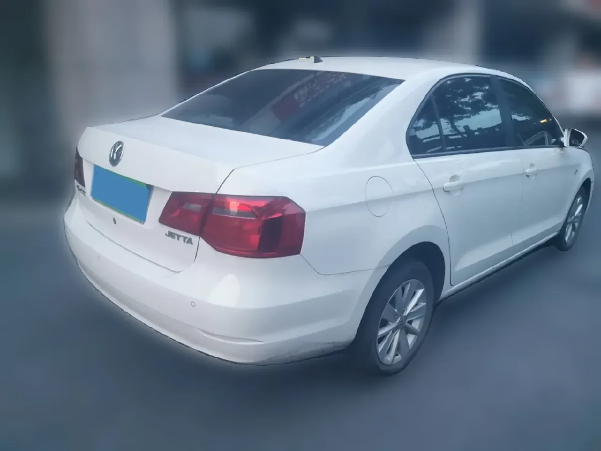2015 Volkswagen Jetta 1.6L 110HP L4 5MT,autocango,china used car exporter,china ev exporter,chinese used car exporter,chinese used ev exporter