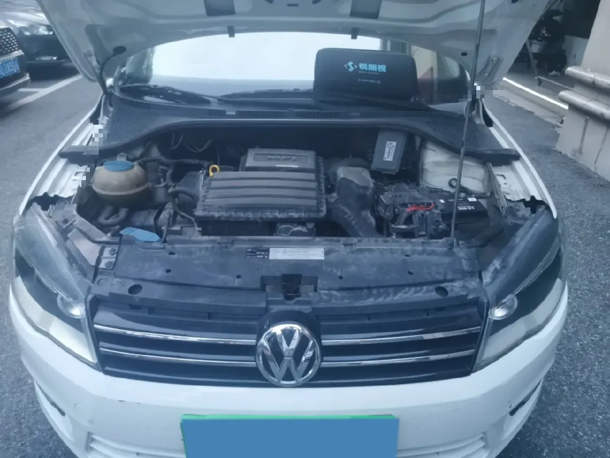 2015 Volkswagen Jetta 1.6L 110HP L4 5MT,autocango,china used car exporter,china ev exporter,chinese used car exporter,chinese used ev exporter