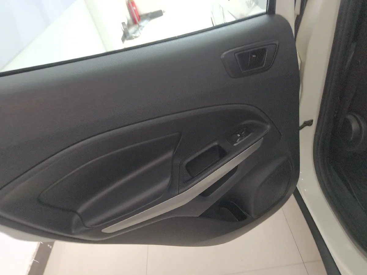 2018 Ford EcoSport 1.5L 120HP L3 6AT,autocango,china used car exporter,china ev exporter,chinese used car exporter,chinese used ev exporter