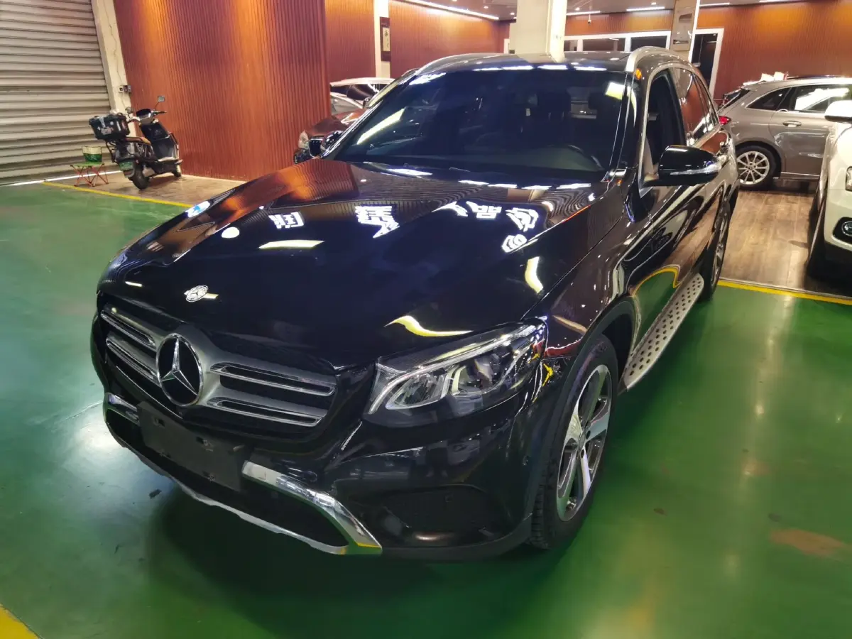 2016 Mercedes-Benz GLC Class 2.0T 211HP L4 9AT