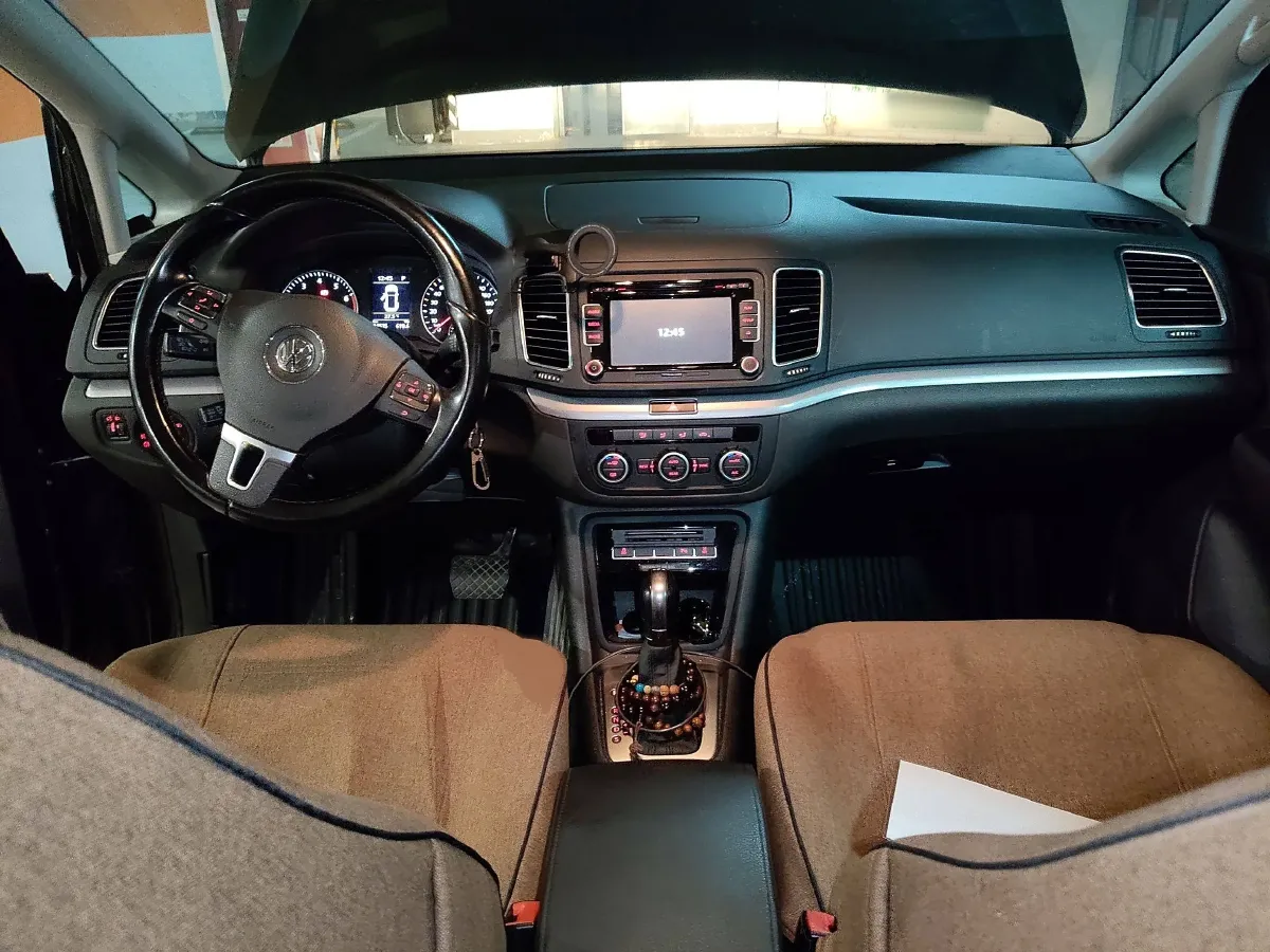 2014 Volkswagen Sharan 2.0T 200HP L4 6DCT,autocango,china used car exporter,china ev exporter,chinese used car exporter,chinese used ev exporter