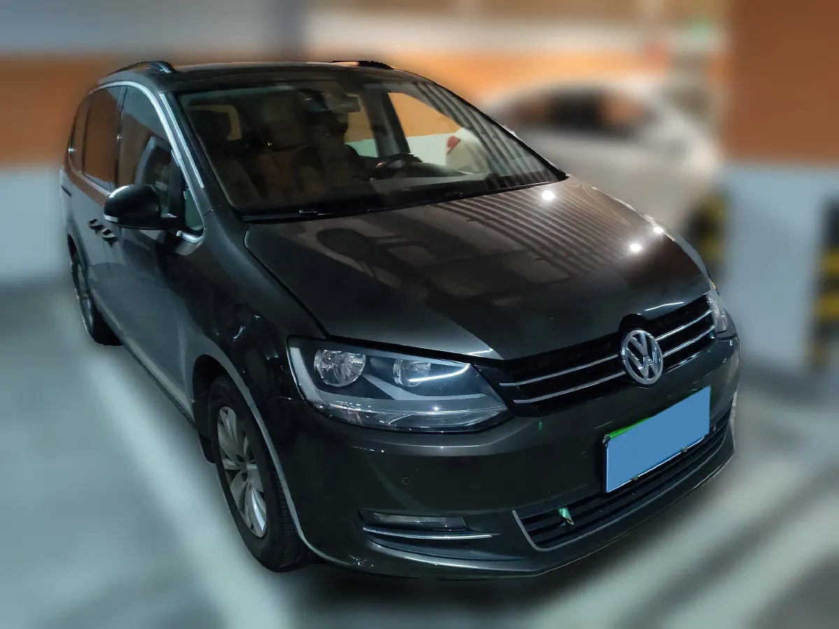 2014 Volkswagen Sharan 2.0T 200HP L4 6DCT,autocango,china used car exporter,china ev exporter,chinese used car exporter,chinese used ev exporter