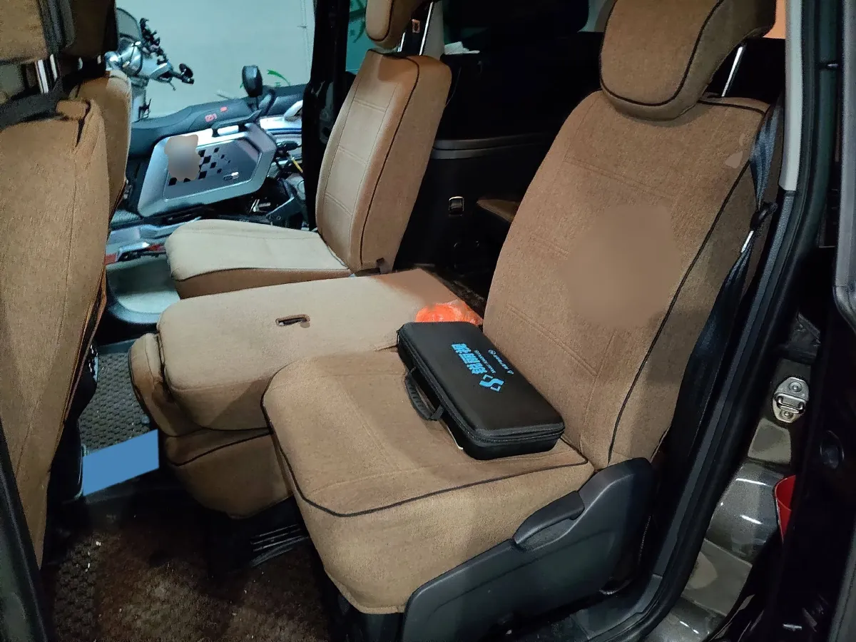 2014 Volkswagen Sharan 2.0T 200HP L4 6DCT,autocango,china used car exporter,china ev exporter,chinese used car exporter,chinese used ev exporter