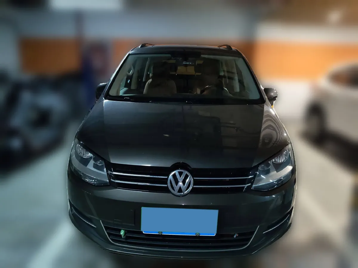 2014 Volkswagen Sharan 2.0T 200HP L4 6DCT,autocango,china used car exporter,china ev exporter,chinese used car exporter,chinese used ev exporter