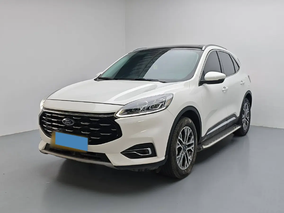 2020 Ford Escape 2.0T 248HP L4 8AT