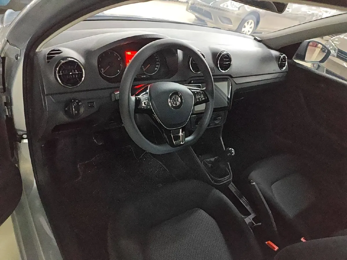 2017 Volkswagen Jetta 1.4L 90HP L4 5MT,autocango,china used car exporter,china ev exporter,chinese used car exporter,chinese used ev exporter