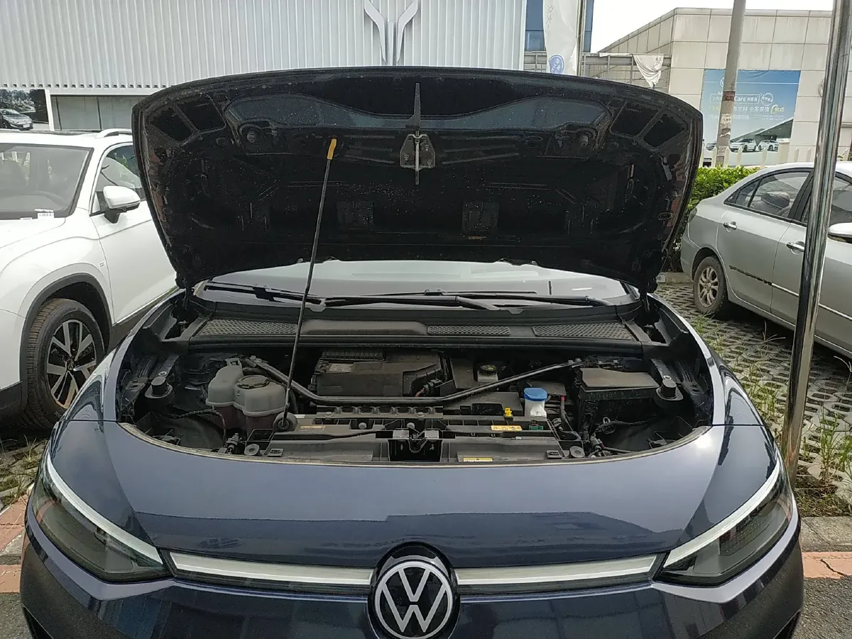 2024 Volkswagen ID.7 Vizzion BEV 84.8KWH,autocango,china used car exporter,china ev exporter,chinese used car exporter,chinese used ev exporter
