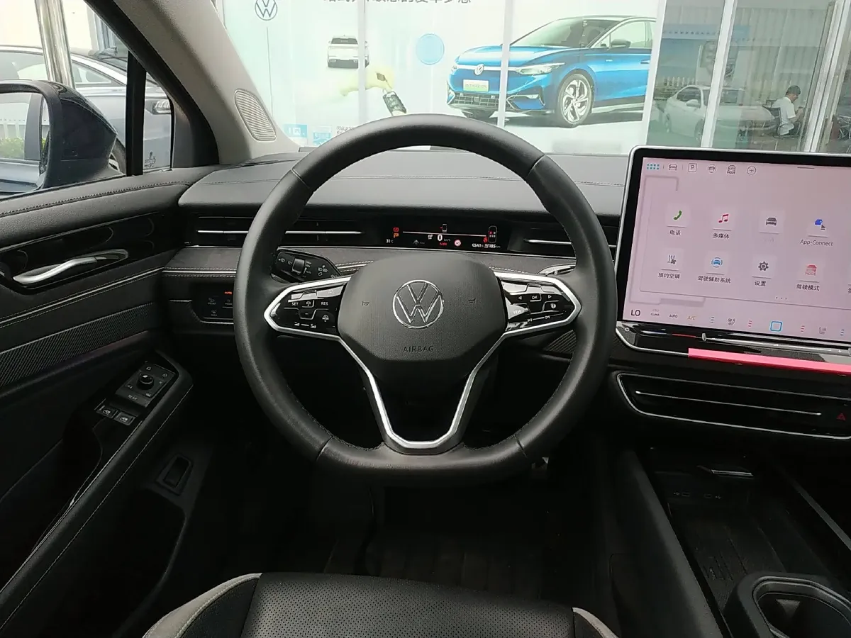 2024 Volkswagen ID.7 Vizzion BEV 84.8KWH,autocango,china used car exporter,china ev exporter,chinese used car exporter,chinese used ev exporter