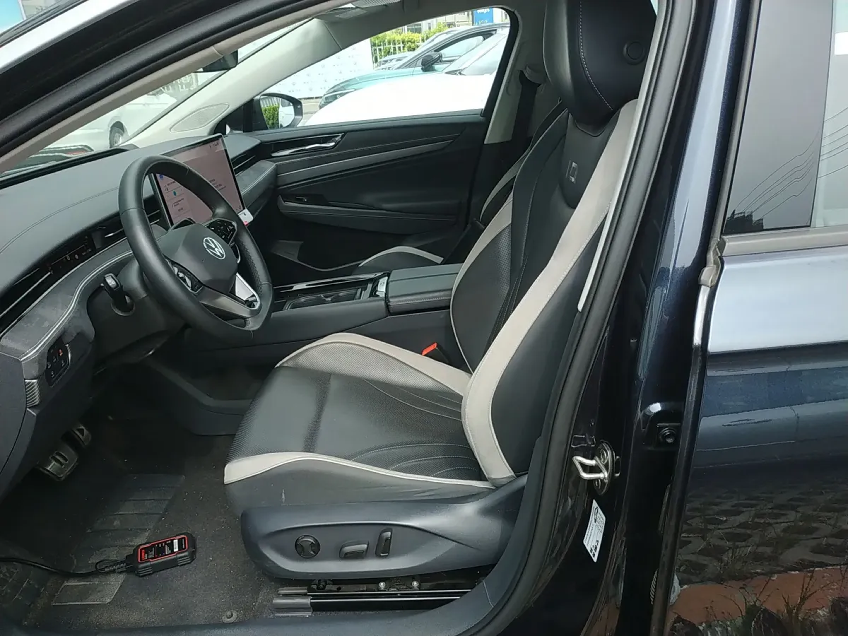 2024 Volkswagen ID.7 Vizzion BEV 84.8KWH,autocango,china used car exporter,china ev exporter,chinese used car exporter,chinese used ev exporter