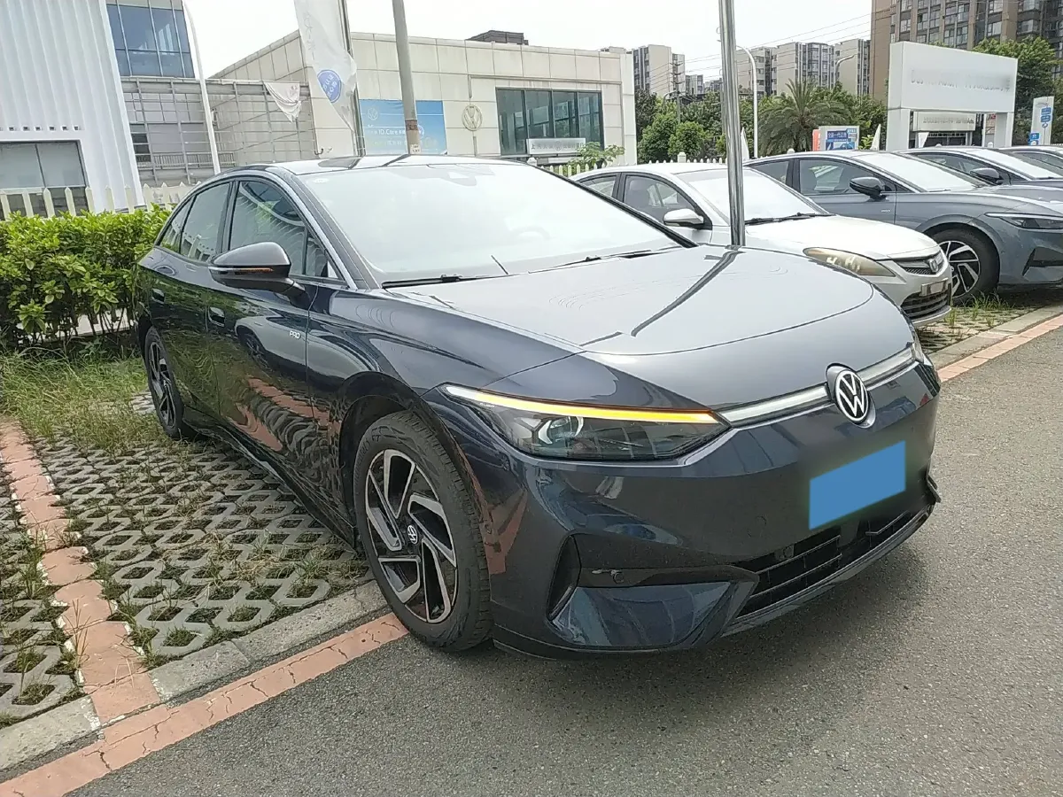 2024 Volkswagen ID.7 Vizzion BEV 84.8KWH,autocango,china used car exporter,china ev exporter,chinese used car exporter,chinese used ev exporter