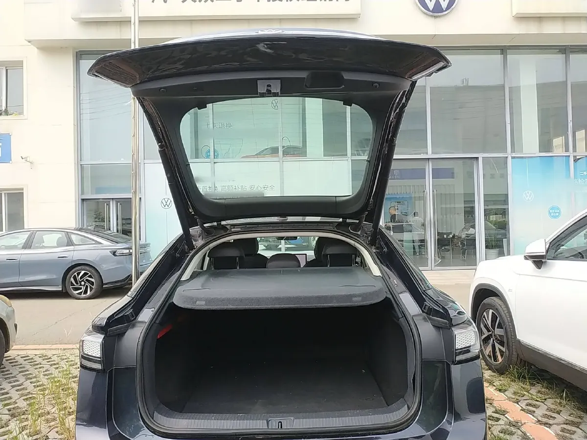 2024 Volkswagen ID.7 Vizzion BEV 84.8KWH,autocango,china used car exporter,china ev exporter,chinese used car exporter,chinese used ev exporter