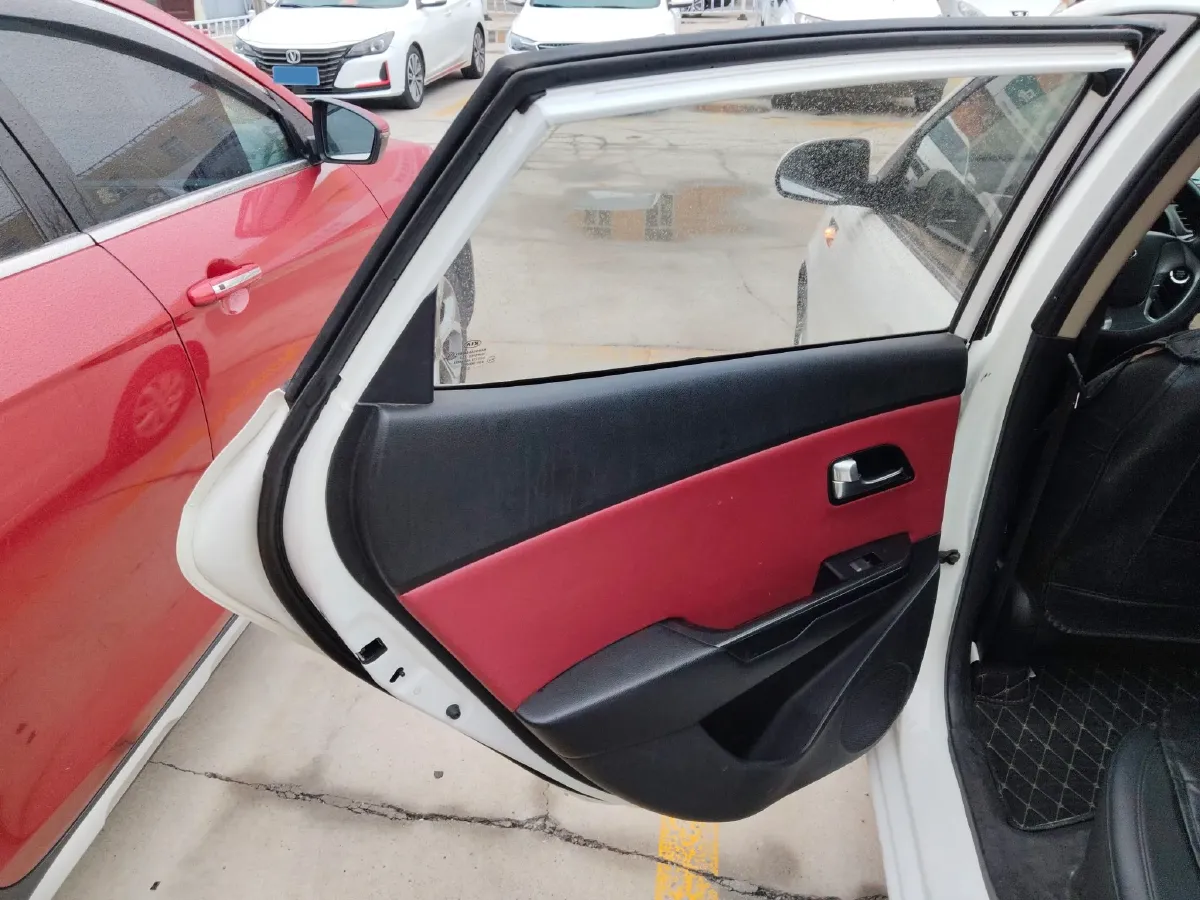 2015 Kia K2 1.4L 107HP L4 4AT,autocango,china used car exporter,china ev exporter,chinese used car exporter,chinese used ev exporter