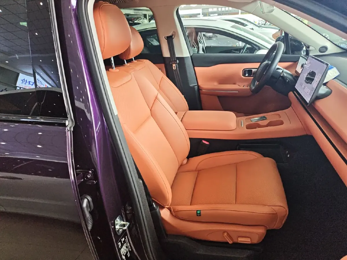 2024 Leapmotor C16 1.5L 95HP L4 REEV 28.4KWH,autocango,china used car exporter,china ev exporter,chinese used car exporter,chinese used ev exporter