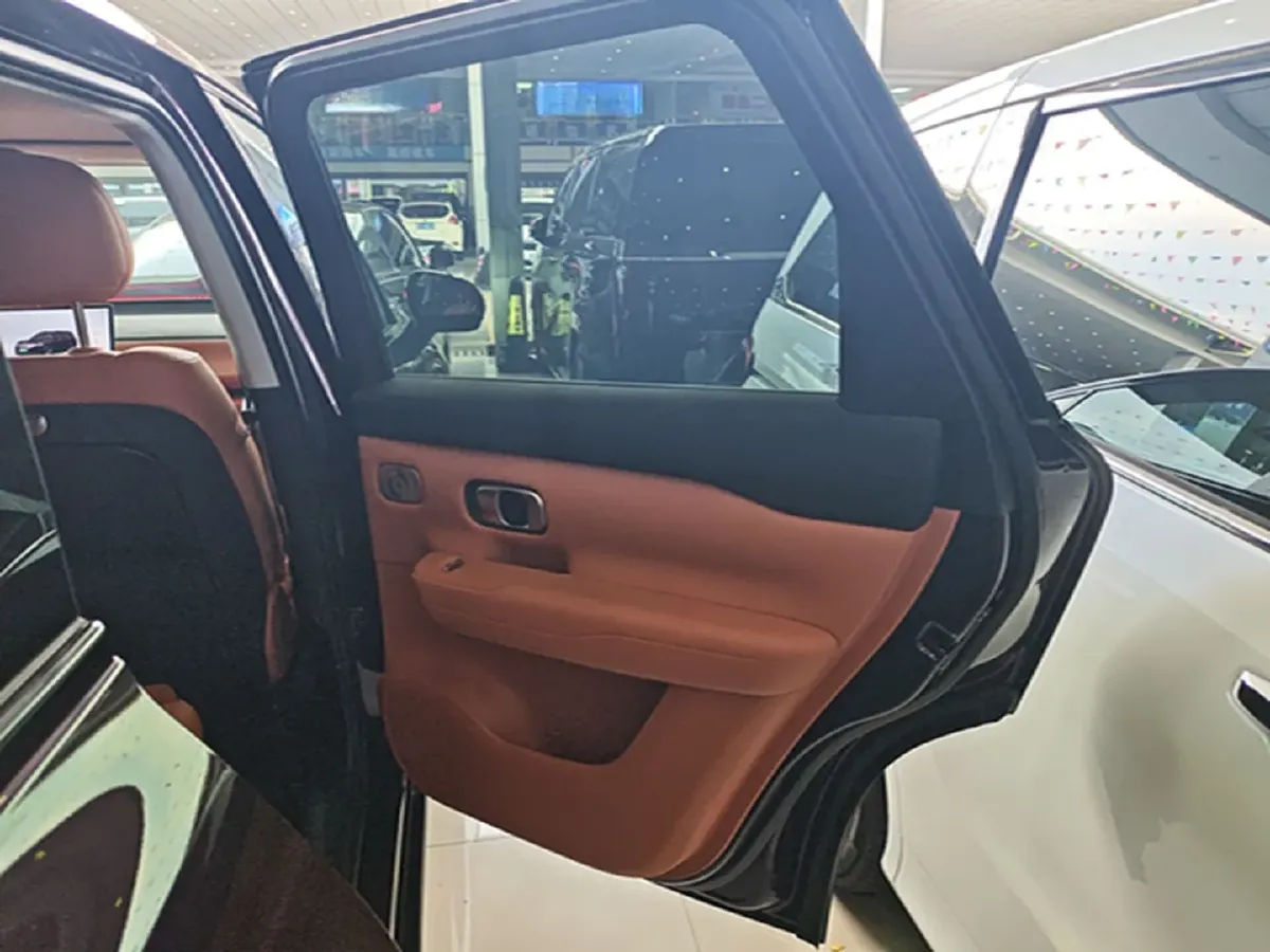 2024 Leapmotor C16 1.5L 95HP L4 REEV 28.4KWH,autocango,china used car exporter,china ev exporter,chinese used car exporter,chinese used ev exporter