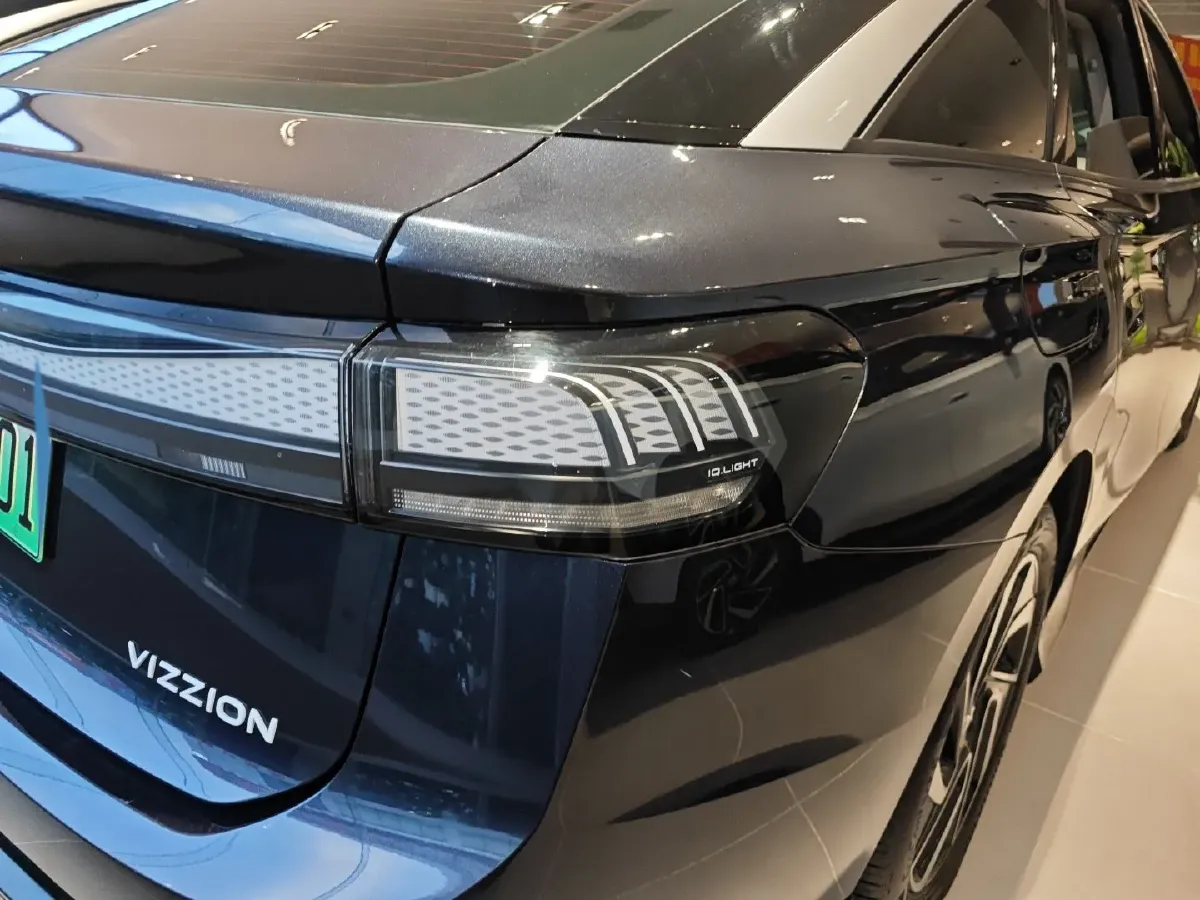 2024 Volkswagen ID.7 Vizzion BEV 84.8KWH,autocango,china used car exporter,china ev exporter,chinese used car exporter,chinese used ev exporter