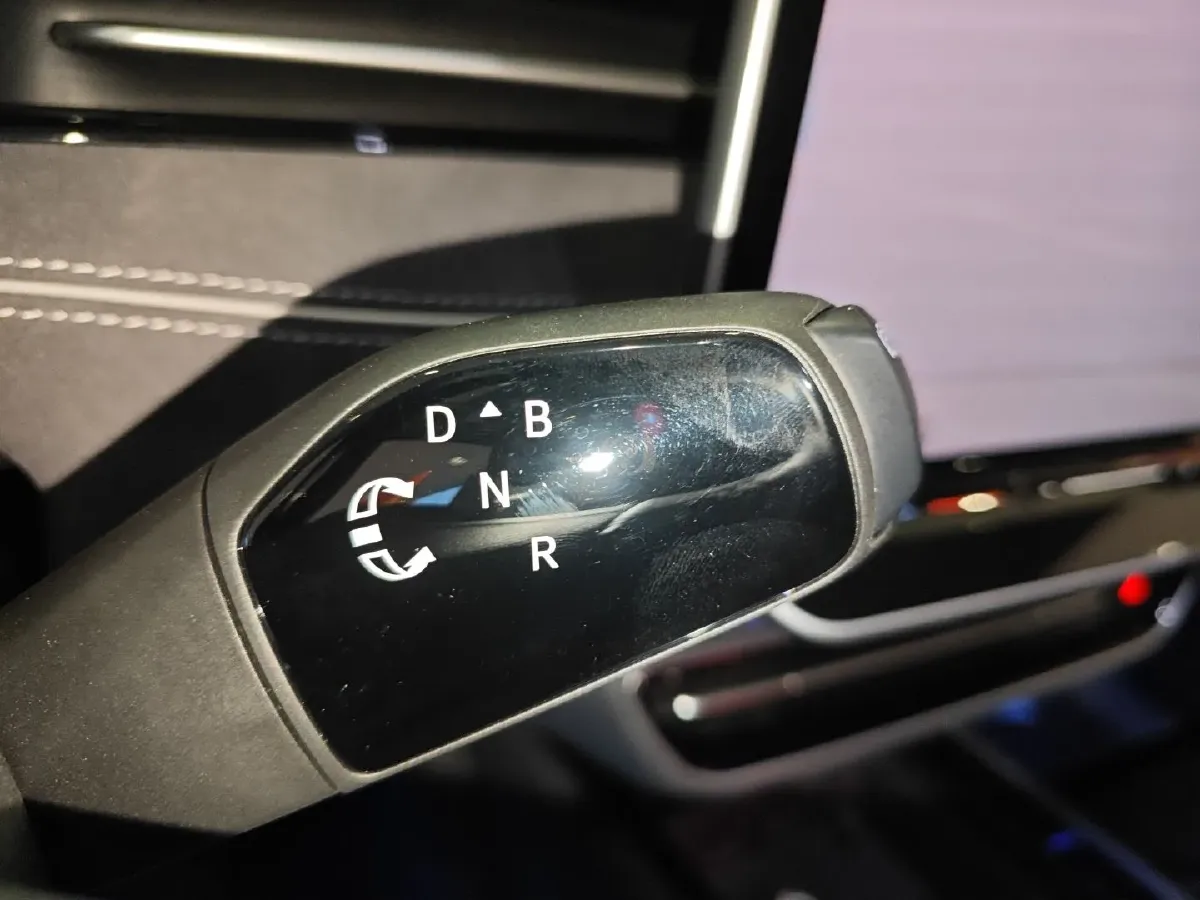 2024 Volkswagen ID.7 Vizzion BEV 84.8KWH,autocango,china used car exporter,china ev exporter,chinese used car exporter,chinese used ev exporter