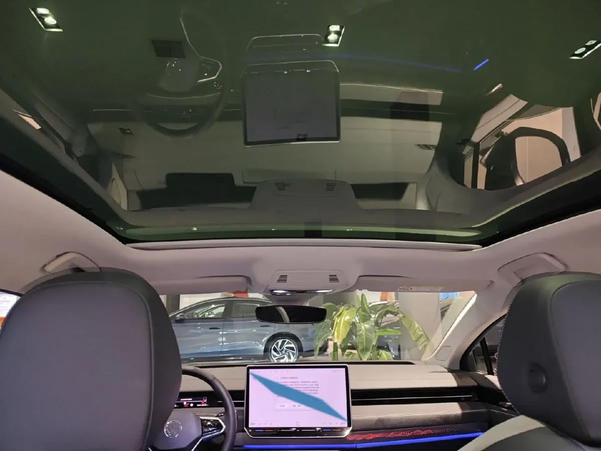 2024 Volkswagen ID.7 Vizzion BEV 84.8KWH,autocango,china used car exporter,china ev exporter,chinese used car exporter,chinese used ev exporter