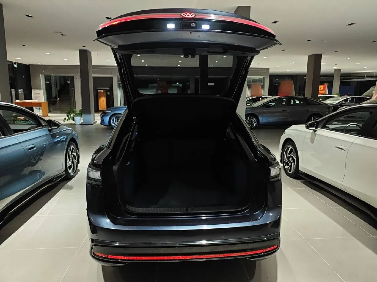 2024 Volkswagen ID.7 Vizzion BEV 84.8KWH,autocango,china used car exporter,china ev exporter,chinese used car exporter,chinese used ev exporter