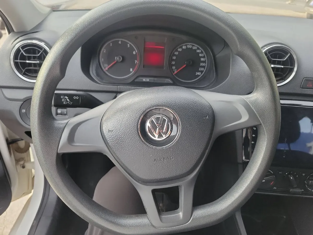 2017 Volkswagen Jetta 1.4L 90HP L4 5MT,autocango,china used car exporter,china ev exporter,chinese used car exporter,chinese used ev exporter