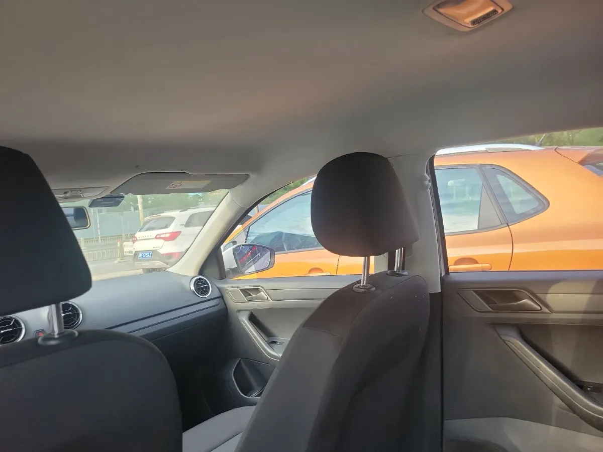 2017 Volkswagen Jetta 1.4L 90HP L4 5MT,autocango,china used car exporter,china ev exporter,chinese used car exporter,chinese used ev exporter