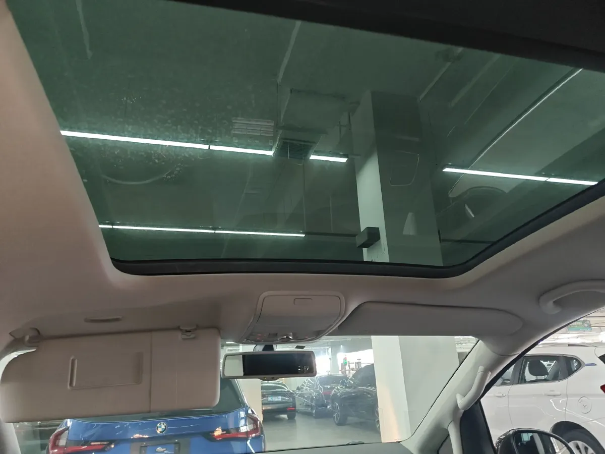 2013 Volkswagen Sharan 1.8T 160HP L4 6DCT,autocango,china used car exporter,china ev exporter,chinese used car exporter,chinese used ev exporter