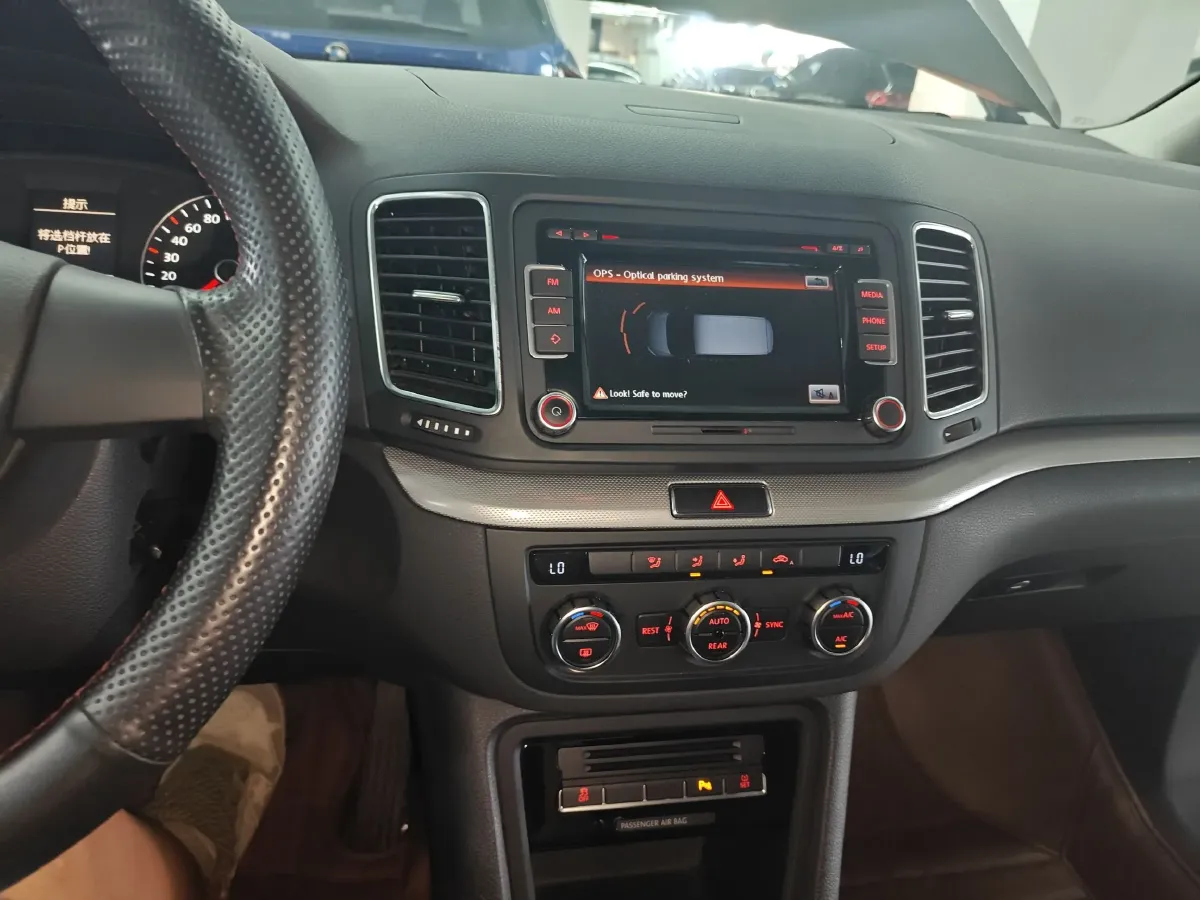 2013 Volkswagen Sharan 1.8T 160HP L4 6DCT,autocango,china used car exporter,china ev exporter,chinese used car exporter,chinese used ev exporter