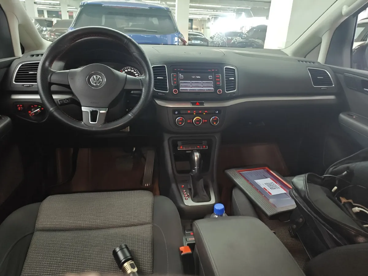 2013 Volkswagen Sharan 1.8T 160HP L4 6DCT,autocango,china used car exporter,china ev exporter,chinese used car exporter,chinese used ev exporter