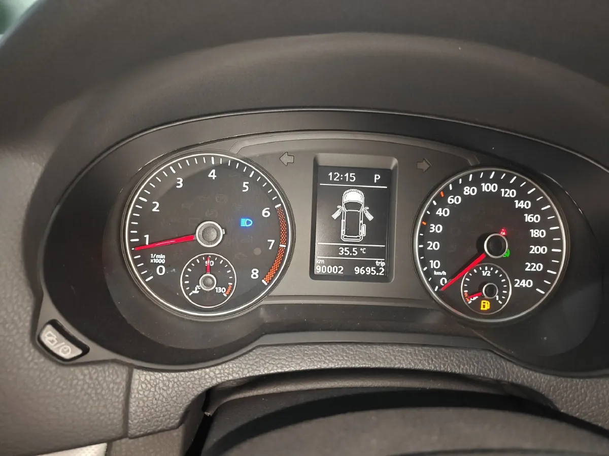 2013 Volkswagen Sharan 1.8T 160HP L4 6DCT,autocango,china used car exporter,china ev exporter,chinese used car exporter,chinese used ev exporter