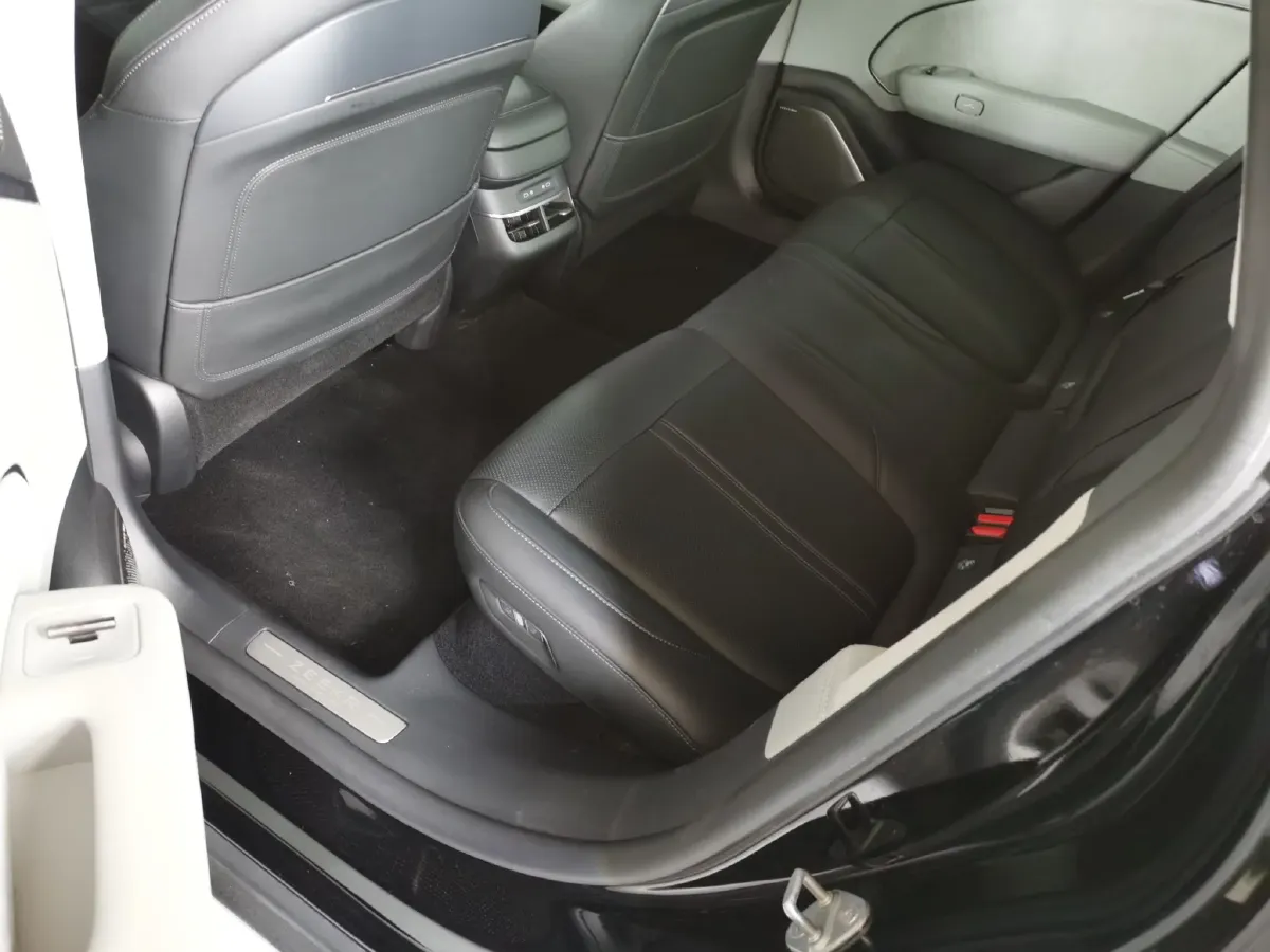 2024 Zeekr 007 BEV 75KWH,autocango,china used car exporter,china ev exporter,chinese used car exporter,chinese used ev exporter