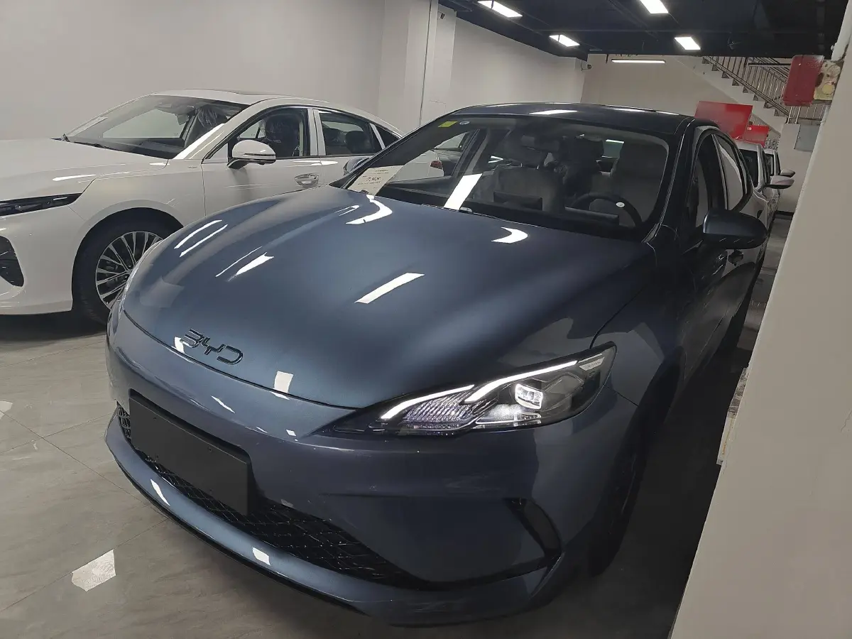 2025 BYD Seal05 DM-i 1.5L 101HP L4 E-CVT PHEV 7.68KWH