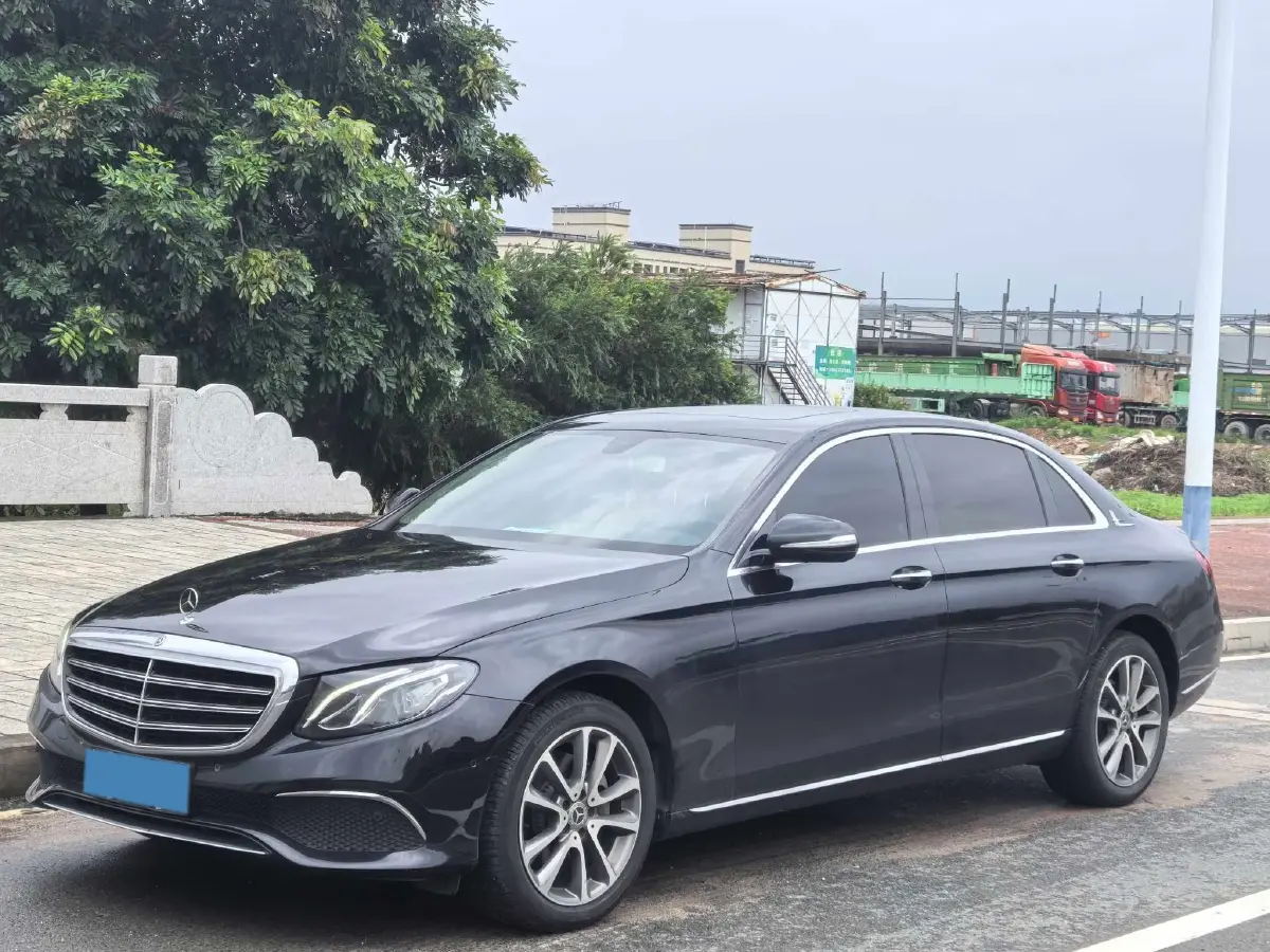 2018 Mercedes-Benz E Class 2.0T 184HP L4 9AT