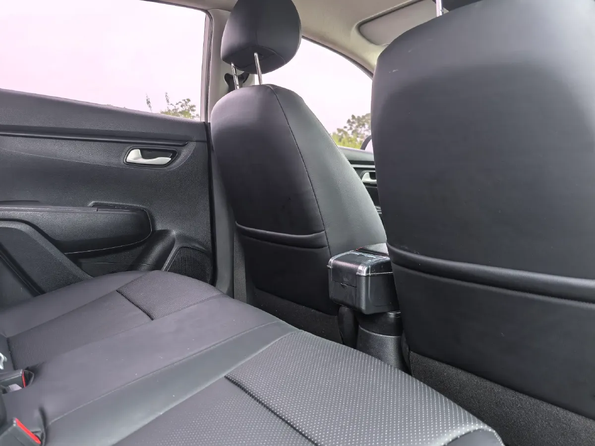 2017 Kia K2 1.4L 100HP L4 6AT,autocango,china used car exporter,china ev exporter,chinese used car exporter,chinese used ev exporter